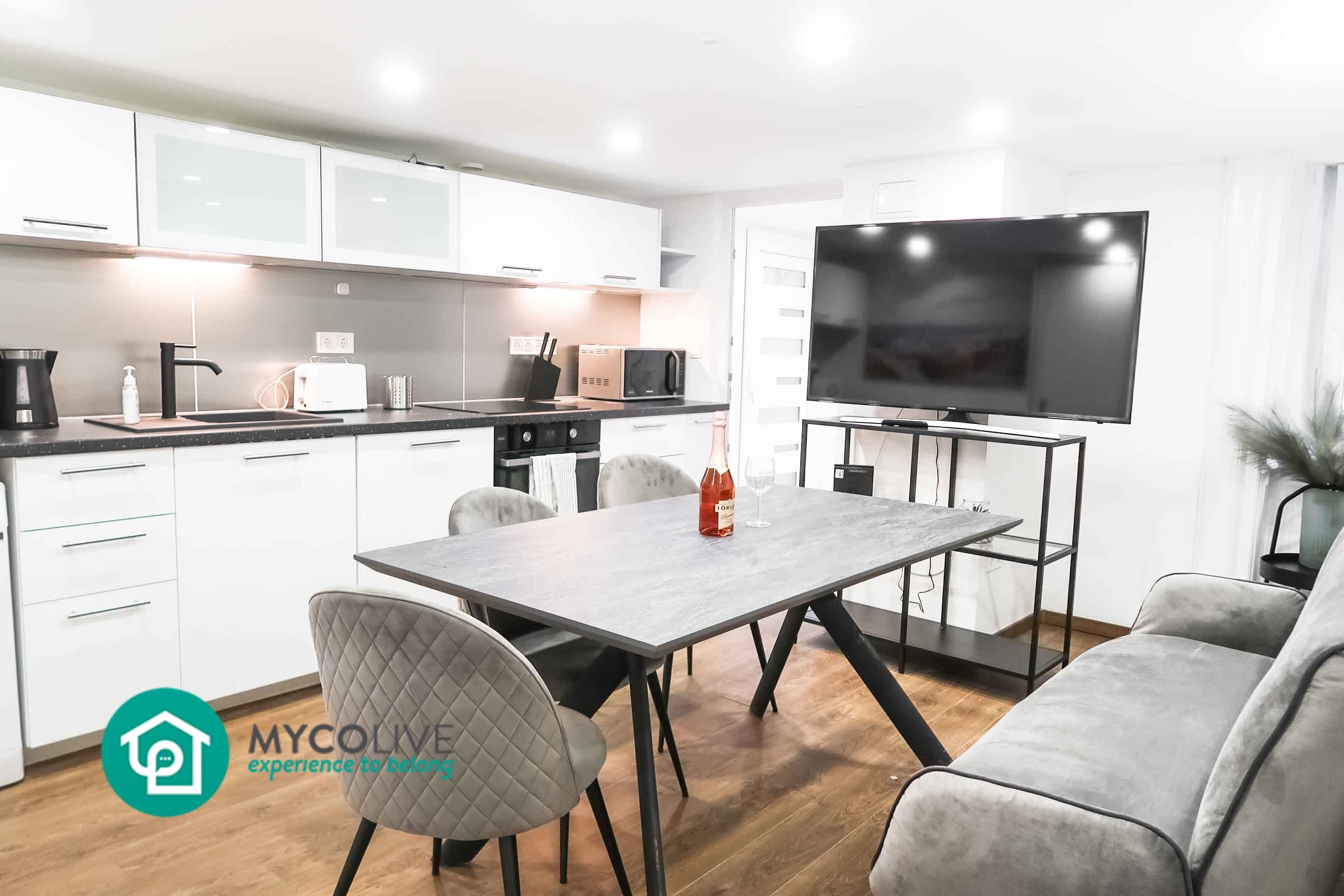 Budapest Nepszi 36 Elegance